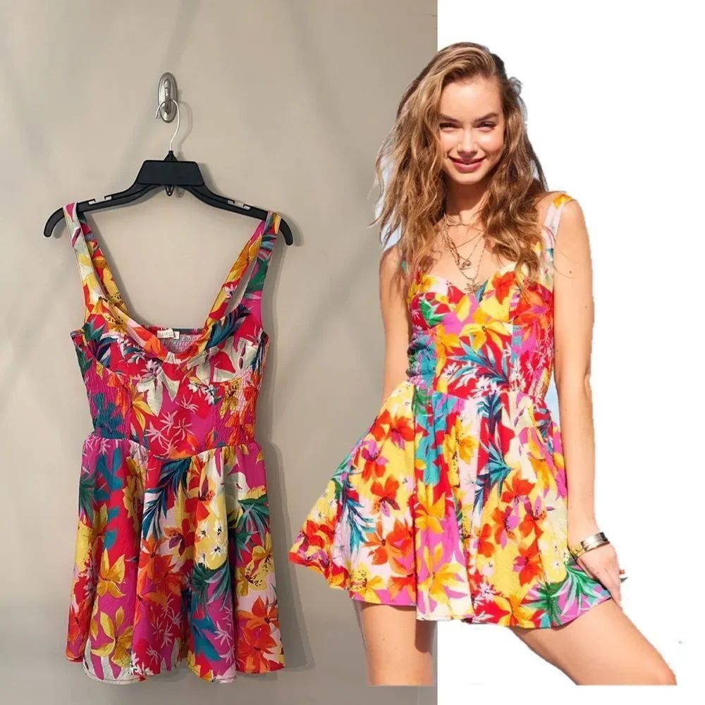 ILLA ILLA Last Night in Rio Mini Dress Multicolor Tropical Floral Dress Size M